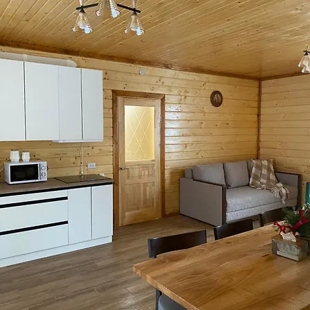 Apartment Center Cottage